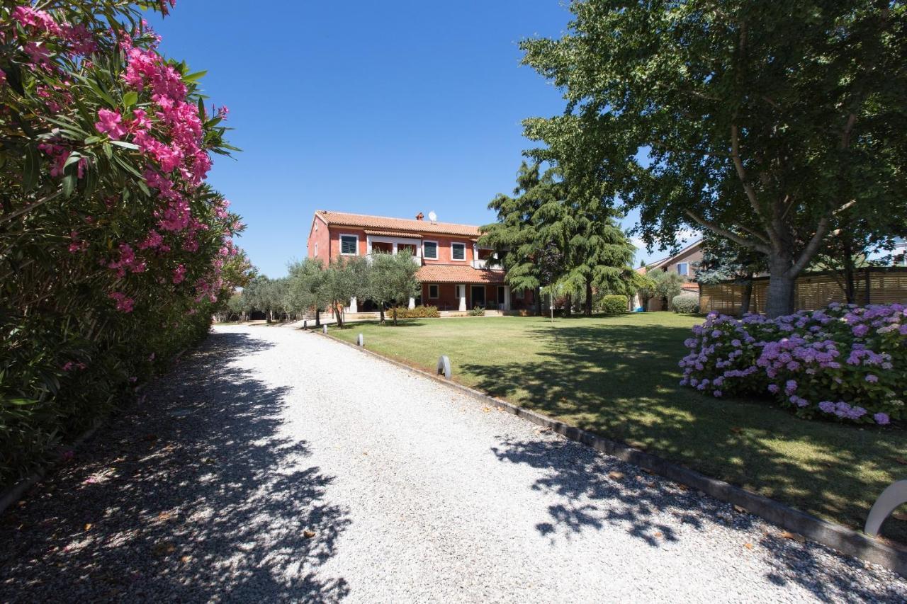 Rooms Alla Beccaccia Фажана Экстерьер фото